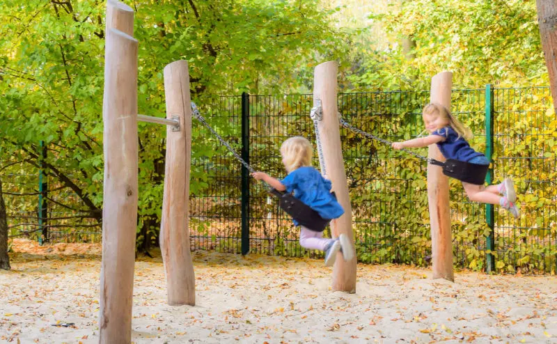 Kita Flohkiste e.V. - Spielplatz Außenbereich